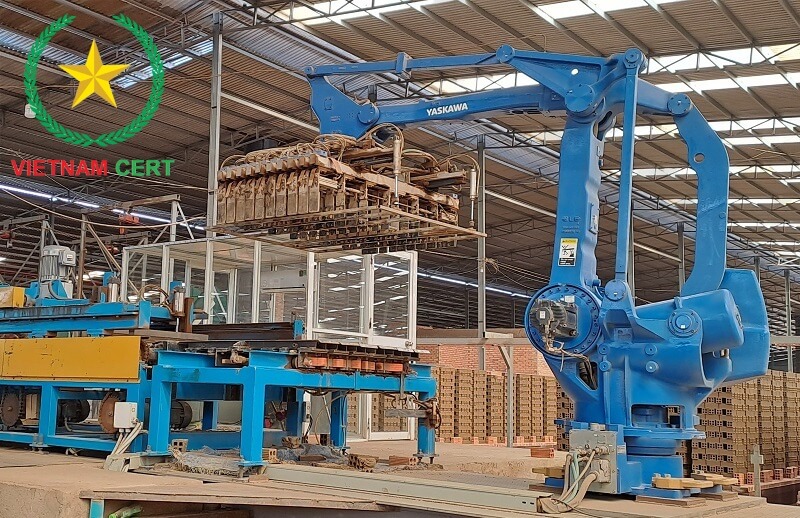 Chứng nhận hợp chuẩn gạch đất sét nung cho Công ty gạch Rạng Đông 3 may gap gach dat set nung rang dong