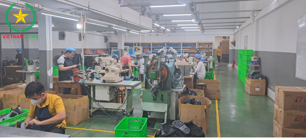 Chứng nhận hợp quy giày Bảo Hộ Lao Động cho công ty Uy Thái