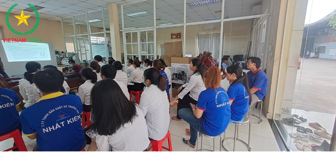 Tư vấn xây dựng, đào tạo, chứng nhận FSC CoC cho công ty Nhất Kiến